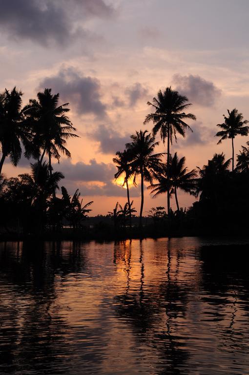 Xandari Riverscapes Alappuzha Exterior foto