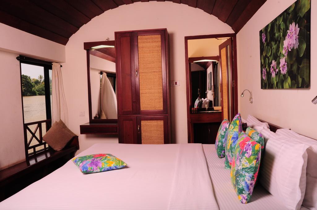 Xandari Riverscapes Alappuzha Exterior foto